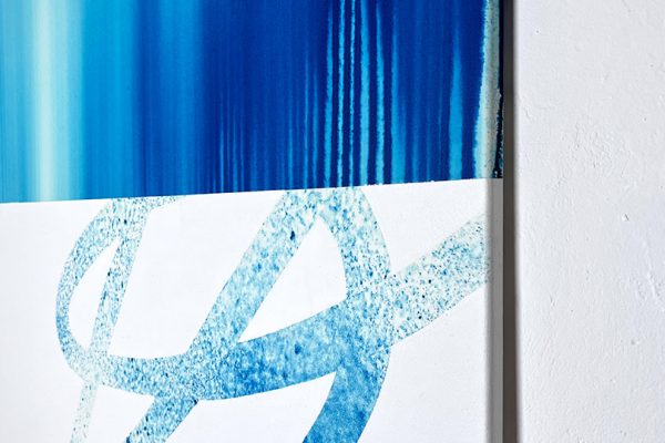 02_blue_rain_canvas_2025_philip_wallisfurth